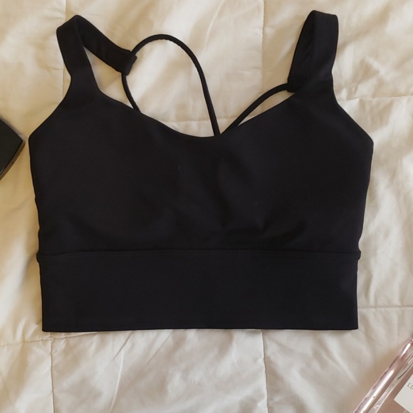 🍋Lululemon sports bra 🍋 - Picture 3 of 3